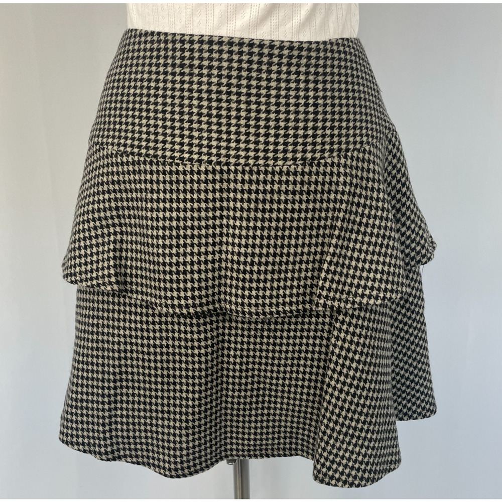 Y2K Mini Skirt Size 10 Black White Houndstooth Tiered Layered Academia Twee Wool